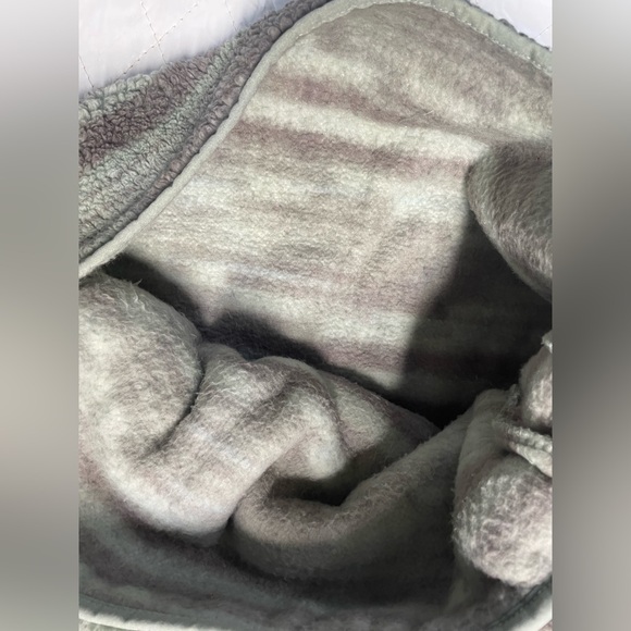 Billabong A Division Switchback pullover - Picture 7 of 11